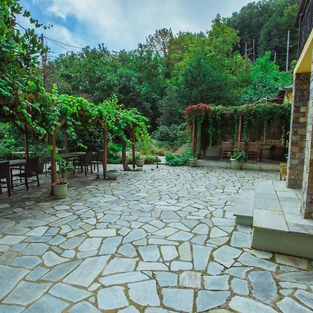 Ellis Full Guest House Цагкарада Екстер'єр фото